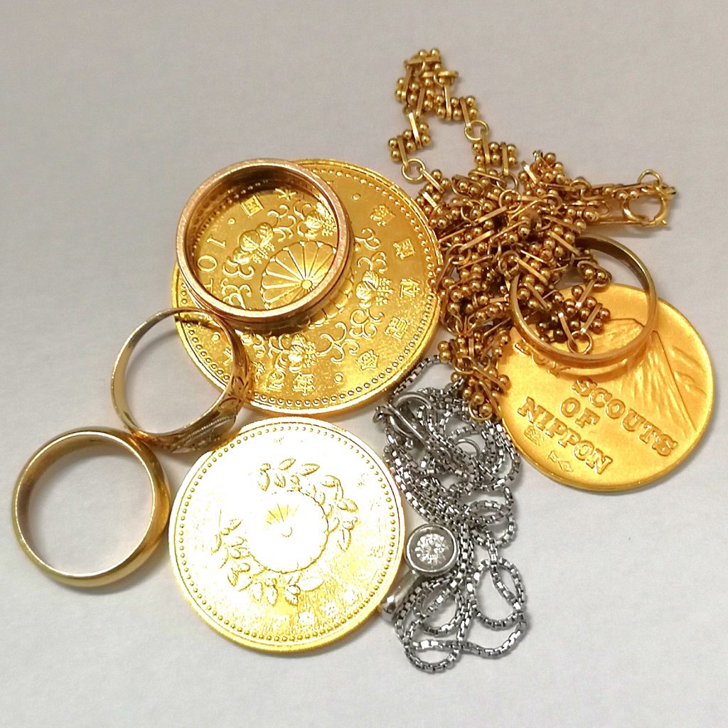 10 万 円 金貨 ペンダント